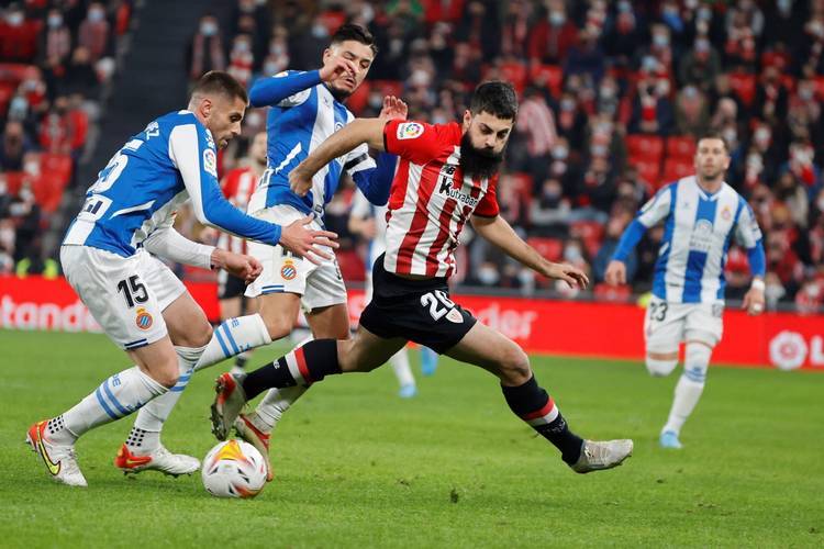 西甲激战:毕尔巴鄂主场强攻,塞维利亚客场能否稳守反击? 西甲激战:毕尔巴鄂主场强攻,塞维利亚客场能否稳守反击?