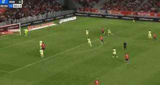 转身,射门,狂奔!38岁回法甲,吉鲁的进球停不下来 转身,射门,狂奔!38岁回法甲,吉鲁的进球停不下来