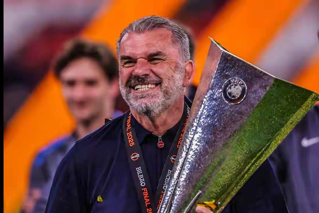 森林大换血!主帅努诺下课,波斯特科格鲁火速上位,这波操作猛如虎啊! 森林大换血!主帅努诺下课,波斯特科格鲁火速上位,这波操作猛如虎啊!